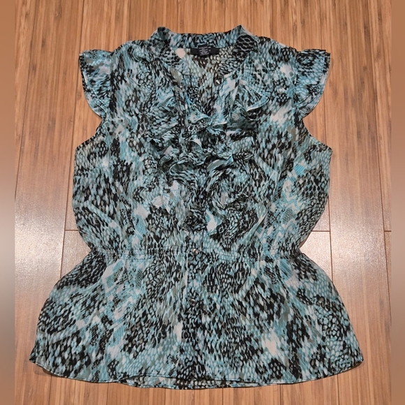 NWOT Alfani Patterned Ruffle Top - Picture 1 of 7